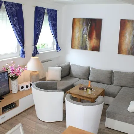 Vulkaneifel Comfortable Ferienhaus Daun